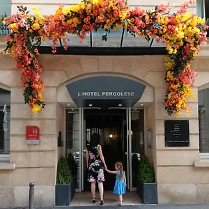 Otel Le Pergolese Champs Elysees, Paris