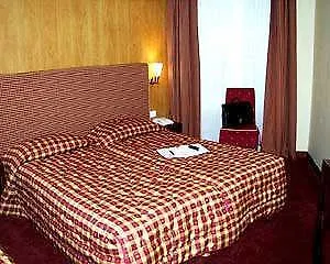 Ibis Styles Paris Eiffel Cambronne Hotel 3*,  France