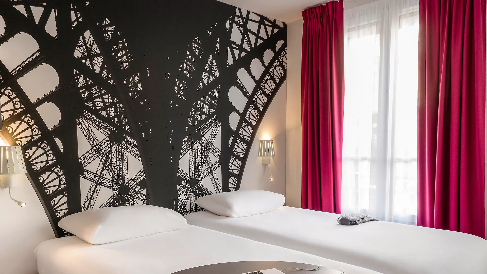 Ibis Styles Paris Eiffel Cambronne Hotel 3*,  France