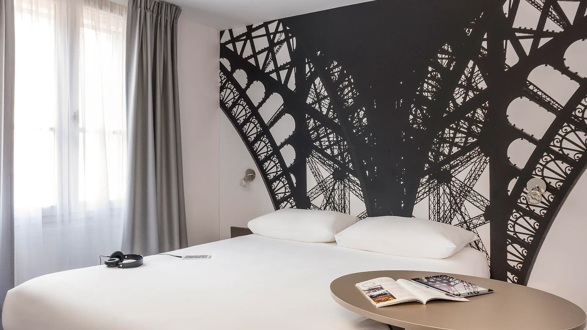 Ibis Styles Paris Eiffel Cambronne Hotel