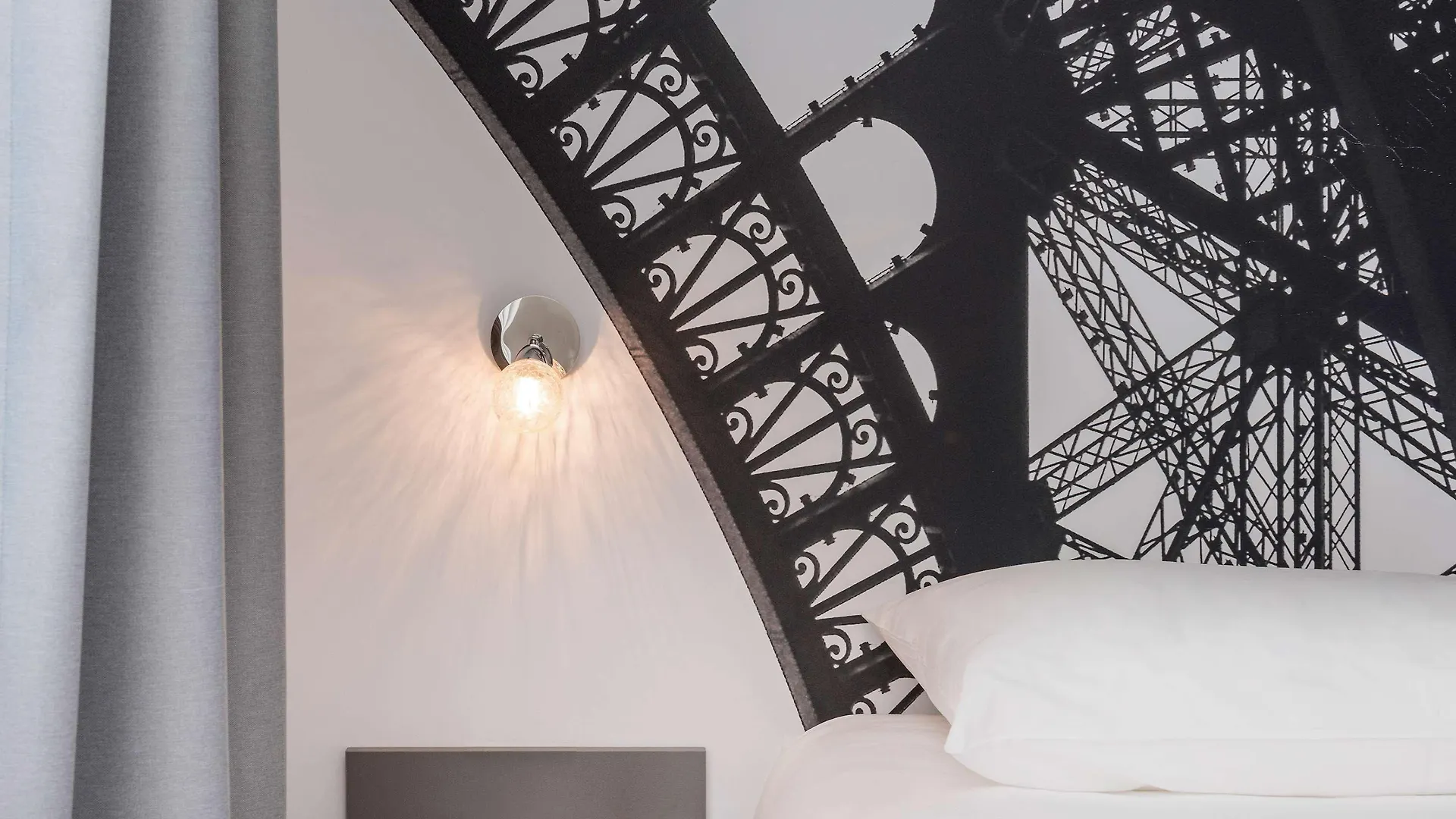 Ibis Styles Paris Eiffel Cambronne Hotel