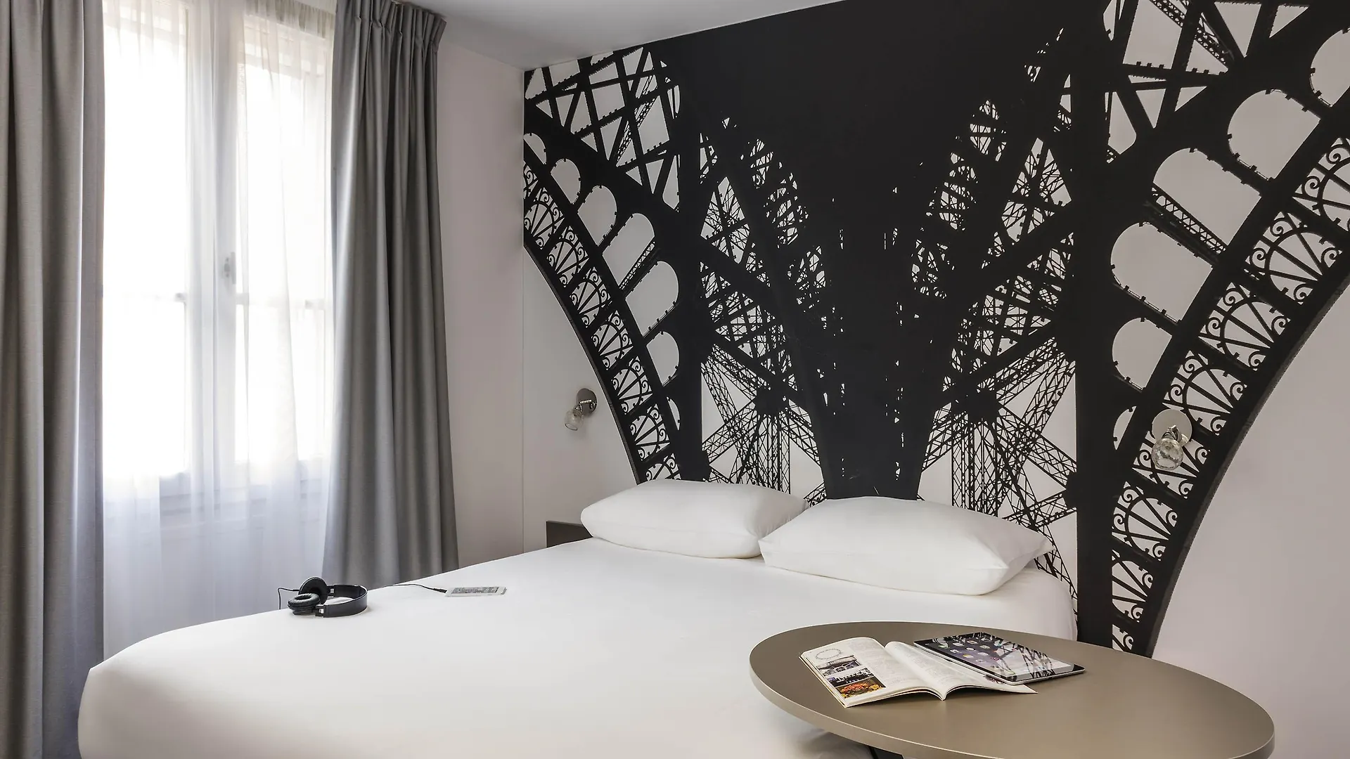 Ibis Styles Paris Eiffel Cambronne Hotel