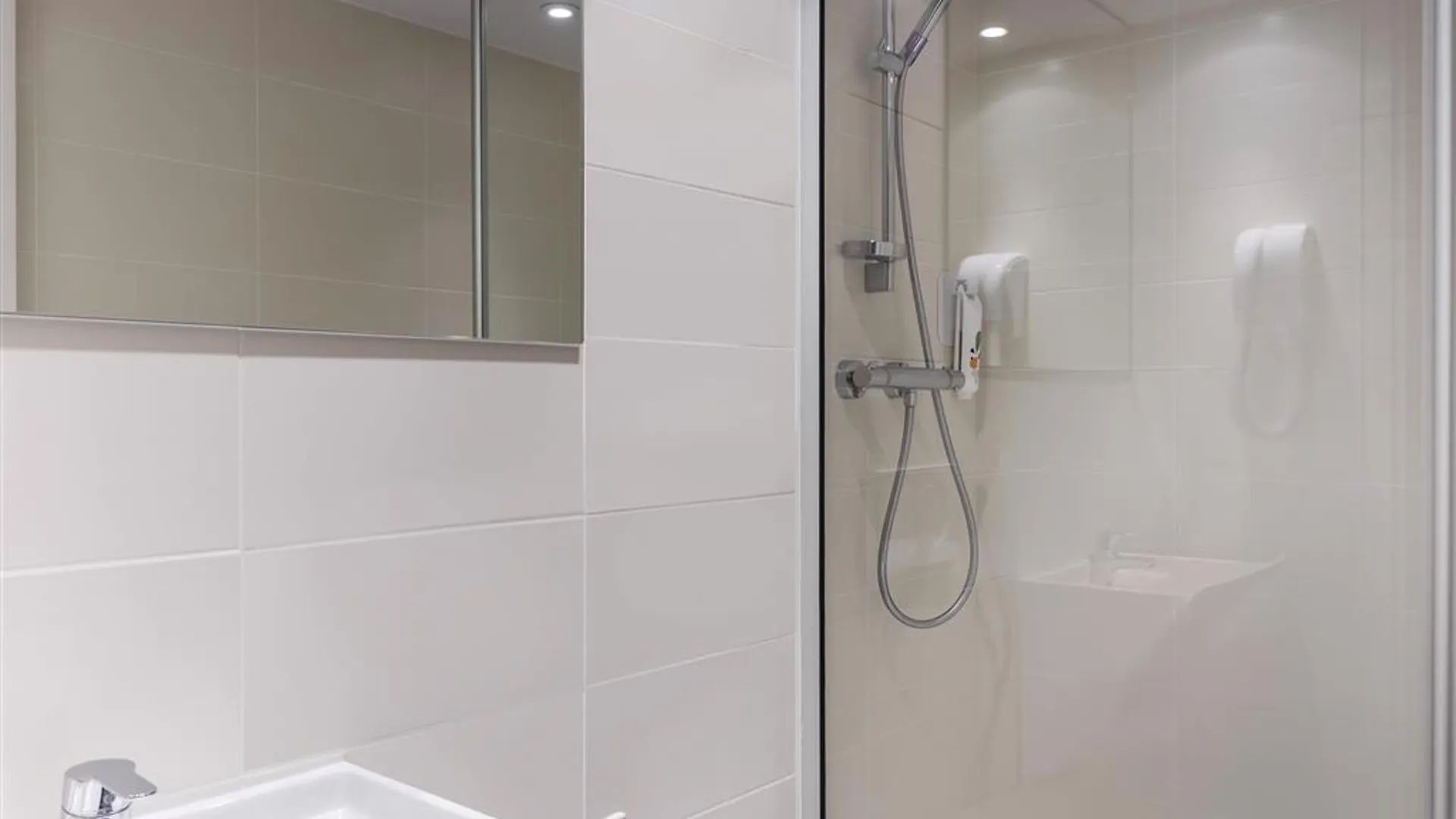 Ibis Styles Paris Eiffel Cambronne Hotel